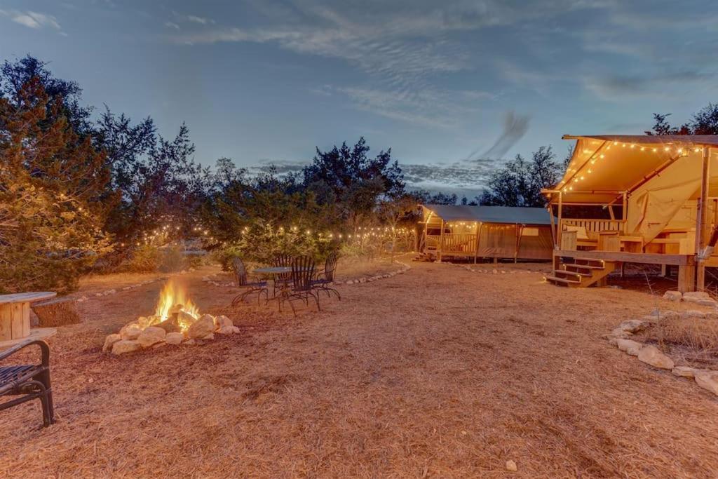 12 Fires Luxury Glamping With Heating #3 Johnson City Exterior foto